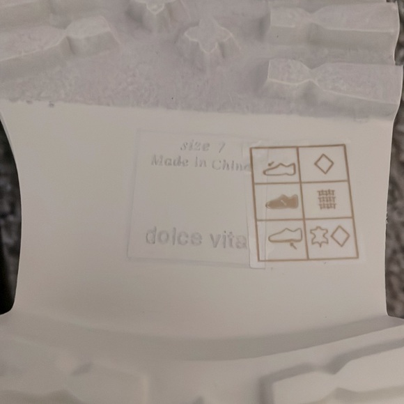 Dolce Vita Stormy Lug Sole Rain Bootie - Picture 8 of 10